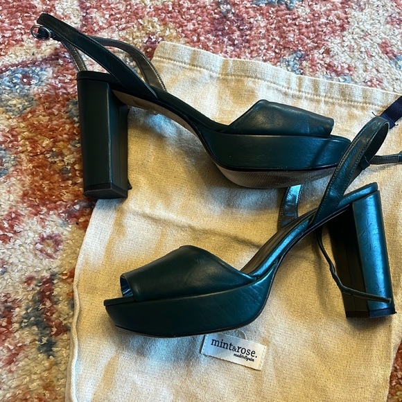 Mint & Rose Arlena Block Heel Size 10 dark green - Picture 3 of 11